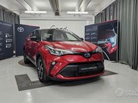 Usata Toyota C-HR Trend 152 CV (111 kW) 2021 Emotional red & black SUV