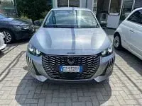 Usata Peugeot 208 Allure 102 CV (75 kW) 2025 Grigio Utilitaria