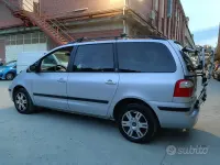 Begagnad Ford Galaxy Ghia 130 HK (95 kW) 2005 Grå Minibuss