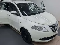 Usata Lancia Ypsilon Silver 69 CV (50 kW) 2013 Bianco Utilitaria