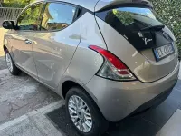 Usata Lancia Ypsilon Gold 80 CV (58 kW) 2014 Beige Utilitaria
