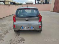 Usata Kia Picanto 67 CV (49 kW) 2015 Utilitaria