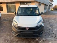 Usata Fiat Doblò S 120 CV (88 kW) 2022 Bianco Monovolume