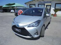 Usata Toyota Yaris Hybrid Business Edition 73 CV (53 kW) 2019 Argento Berlina
