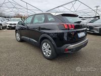 Usata Peugeot 3008 Access 131 CV (96 kW) 2020 Nero SUV