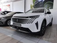 Usata Peugeot 5008 Allure 136 CV (100 kW) 2025 Bianco SUV