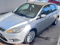 Usata Ford Focus Titanium 110 CV (80 kW) 2009 Grigio Berlina