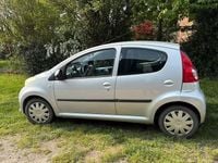 Usata Peugeot 107 68 CV (50 kW) 2007 Grigio Utilitaria