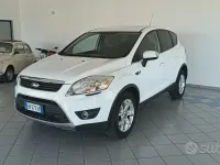 Usata Ford Kuga Titanium 140 CV (102 kW) 2012 Bianco SUV