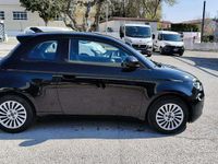 Begagnad Fiat 500e Passion 42 kW (58 HK) 2024 Svart Halvkombi
