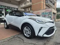 Usata Toyota C-HR Business Edition 97 CV (71 kW) 2021 Bianco SUV