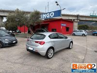 Usata Alfa Romeo Giulietta Super 120 CV (88 kW) 2017 Argento Utilitaria