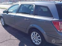 Usata Opel Astra 136 CV (100 kW) 2006 Grigio Berlina