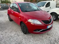 Usata Lancia Ypsilon 95 CV (69 kW) 2017 Rosso Utilitaria