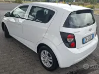 Usata Chevrolet Aveo 86 CV (63 kW) 2012 Bianco Berlina