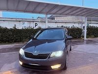 Usata Skoda Rapid Ambition 105 CV (77 kW) 2014 Grigio Utilitaria
