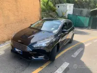 Usata Ford Focus 125 CV (91 kW) 2018 Nero Station wagon
