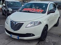 Usata Lancia Ypsilon S 95 CV (69 kW) 2015 Bianco Utilitaria