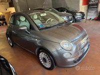 Begagnad Fiat 500 Lounge 95 HK (69 kW) 2012 Grå Sedan