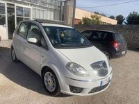 Usata Lancia Musa 90 CV (66 kW) 2011 Monovolume