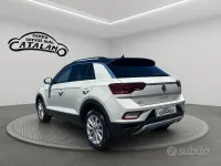 Usata VW T-Roc Edition 150 CV (110 kW) 2024 Beige SUV