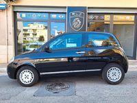 Usata Lancia Ypsilon Platinum 95 CV (69 kW) 2012 Nero Utilitaria
