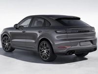 Nuova Porsche Cayenne Black Edition 470 CV (345 kW) 2026 Grigio quarzite metallizzato SUV