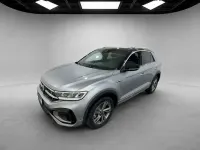Usata VW T-Roc R-line 150 CV (110 kW) 2023 Bianco SUV