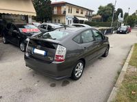 usata Toyota Prius 1.5i 16V