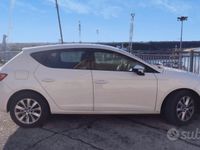 Usata Seat Leon 115 CV (84 kW) 2019 Bianco Berlina