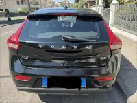 Usata Volvo V40 Kinetic 120 CV (88 kW) 2016 Nero Berlina