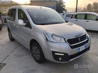Usata Peugeot Partner Tepee Active 99 CV (72 kW) 2017 Grigio Monovolume