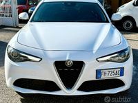 Usata Alfa Romeo Giulia Super 150 CV (110 kW) 2017 Bianco Berlina
