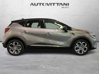 Usata Renault Captur Intens 92 CV (67 kW) 2022 Gray SUV