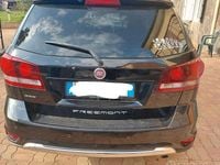 Usata Fiat Freemont 170 CV (125 kW) 2014 Nero SUV