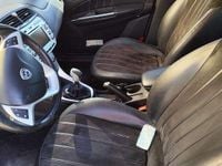 Usata Lancia Delta 120 CV (88 kW) 2011 Utilitaria