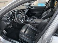 Usata Alfa Romeo Giulia Tech Edition 190 CV (139 kW) 2019 Argento Berlina