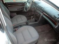Usata Audi A4 110 CV (80 kW) 1997 Grigio Station wagon