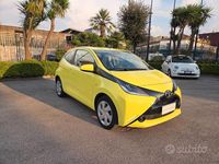 Usata Toyota Aygo Cool 69 CV (50 kW) 2017 Giallo Utilitaria