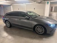 Usata Mercedes CLA200 163 CV (119 kW) 2021 Grigio Station wagon