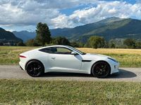 Usata Jaguar F-Type R 550 CV (404 kW) 2015 Bianco Coupé