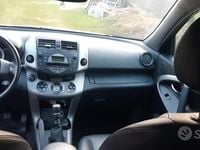 Usata Toyota RAV4 136 CV (100 kW) 2008 Grigio SUV
