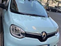 Usata Renault Twingo Life 30 kW (42 CV) 2023 Blu/azzurro Utilitaria