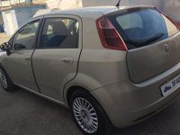 Usata Fiat Grande Punto 75 CV (55 kW) 2008 Oro Utilitaria