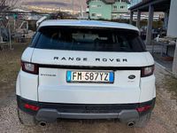 Usata Land Rover Range Rover 106 CV (77 kW) 2017 Bianco SUV