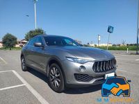 Usata Maserati Levante 275 CV (202 kW) 2018 Grigio SUV
