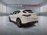 Usata Alfa Romeo Stelvio Sprint 209 CV (153 kW) 2024 Bianco SUV
