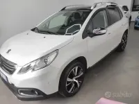 Usata Peugeot 2008 99 CV (72 kW) 2016 Bianco SUV