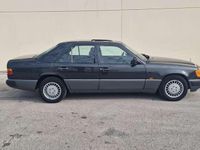 usata Mercedes E200 E 200- First Paint - Book Service - 87.000 km