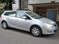 Usata Opel Astra 60 CV (44 kW) 2012 Grigio Station wagon